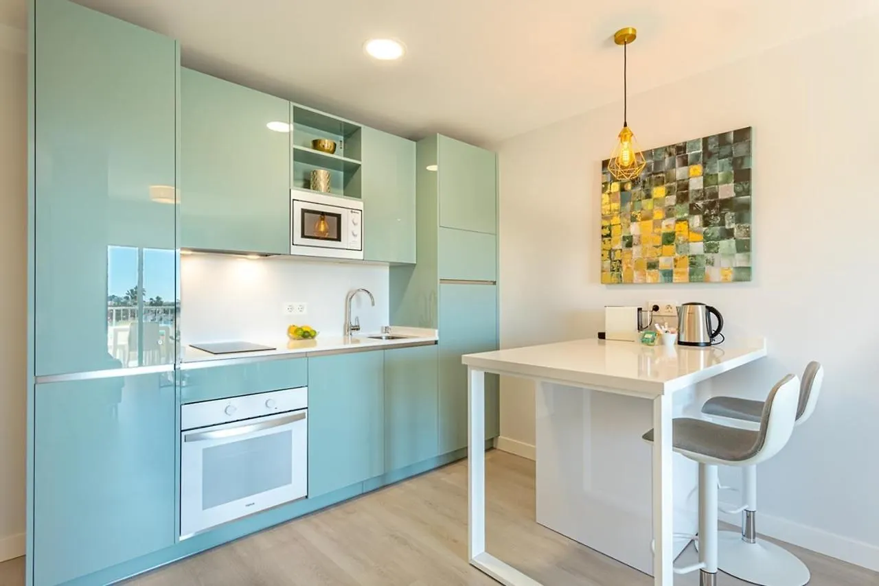 לה קאלה דה מיחאס Divina Home Apartments לה קאלה דה מיחאס